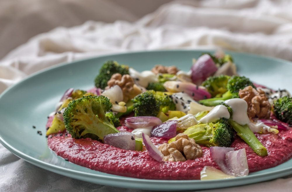 Brokkoli low carb israelisch hummus ernährungsberatung migraine